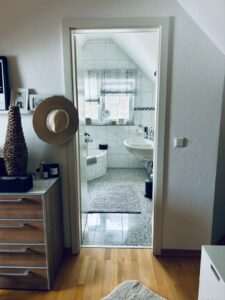 Blick in das Badezimmer