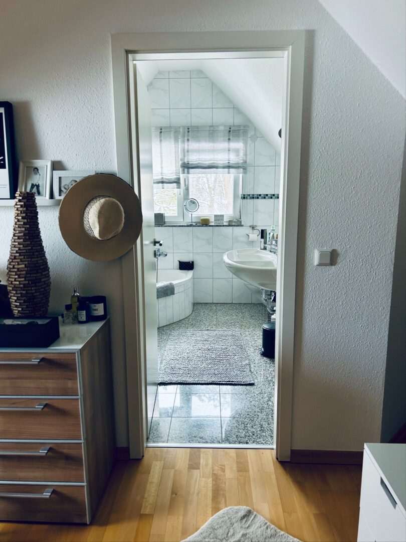 Blick in das Badezimmer